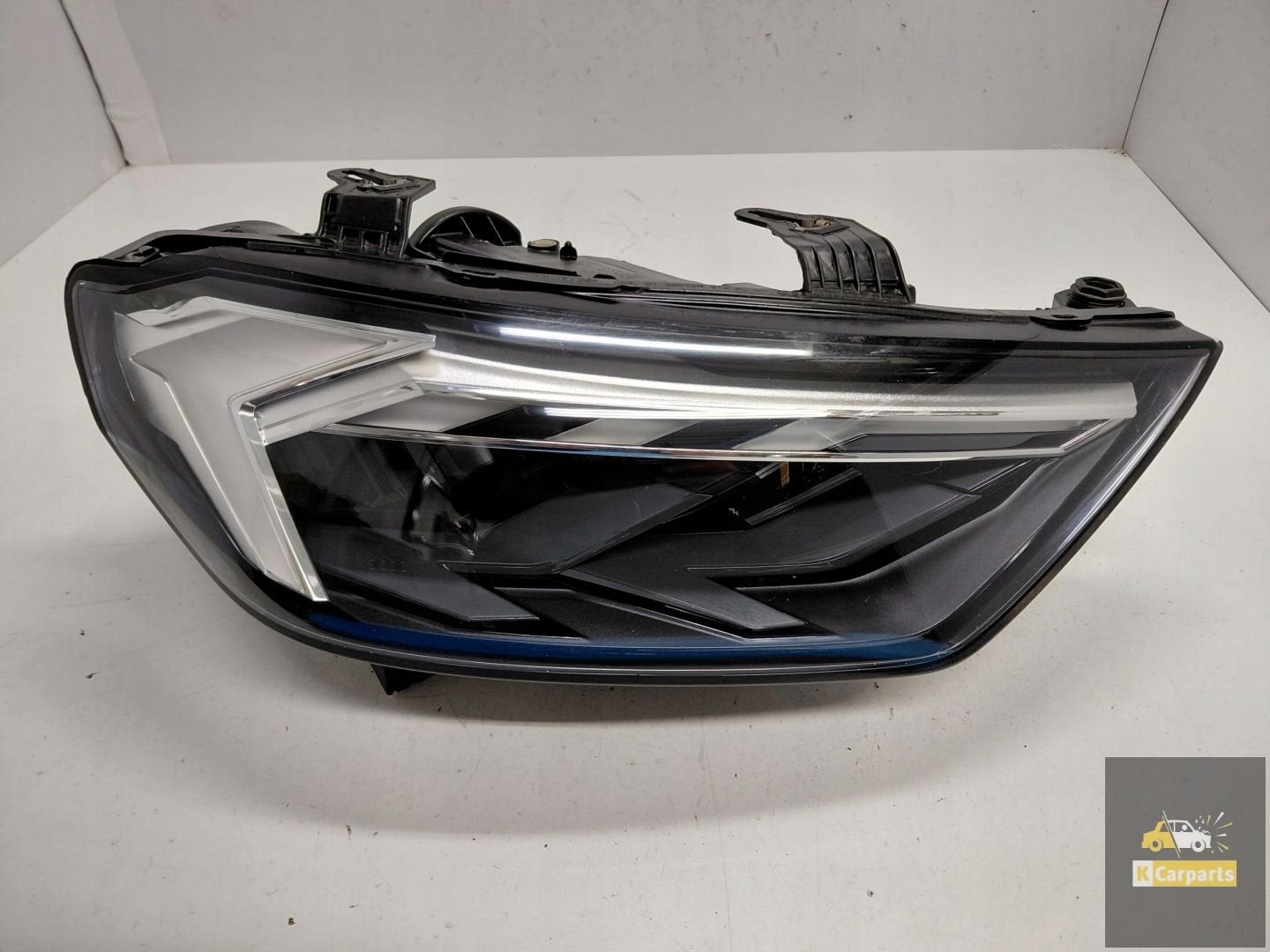 82A.941.034.D Audi A1 II 82A Phare LED complet droit, Autos : Pièces & Accessoires, AUDI AG, Auto-Union-Strasse 1
85045  Ingolstadt, DE