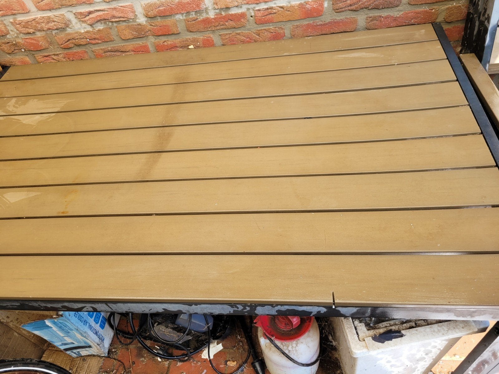 Tuintafel met 4 bijpassende tuinstoelen uit gelakt ijzer en, Tuin en Terras, Ophalen, Hout