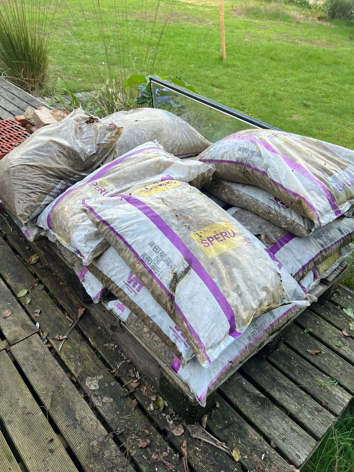 16 zakken parelgrind, Tuin en Terras, Ophalen, Nieuw