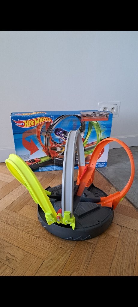 Hot wheels roto revolution, Ophalen, Hot Wheels, Met looping, Elektrisch