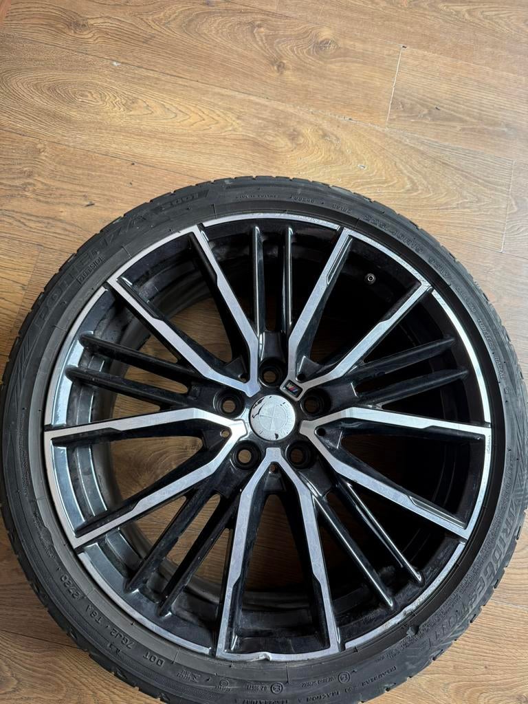 BMW origineel 19 inch velg + band, Enlèvement ou Envoi, 19 pouces