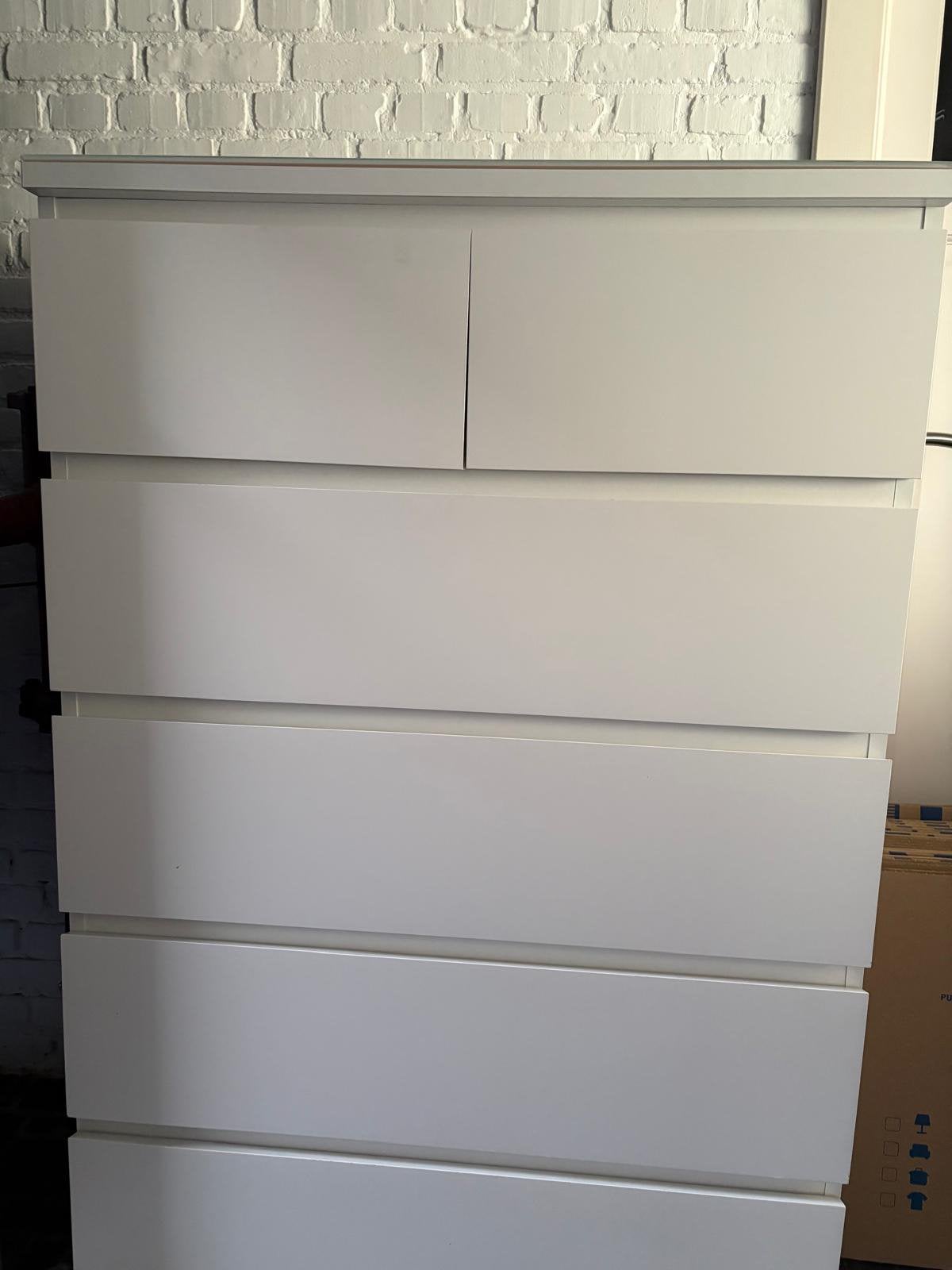 Ladenkast Ikea, Ophalen, Zo goed als nieuw