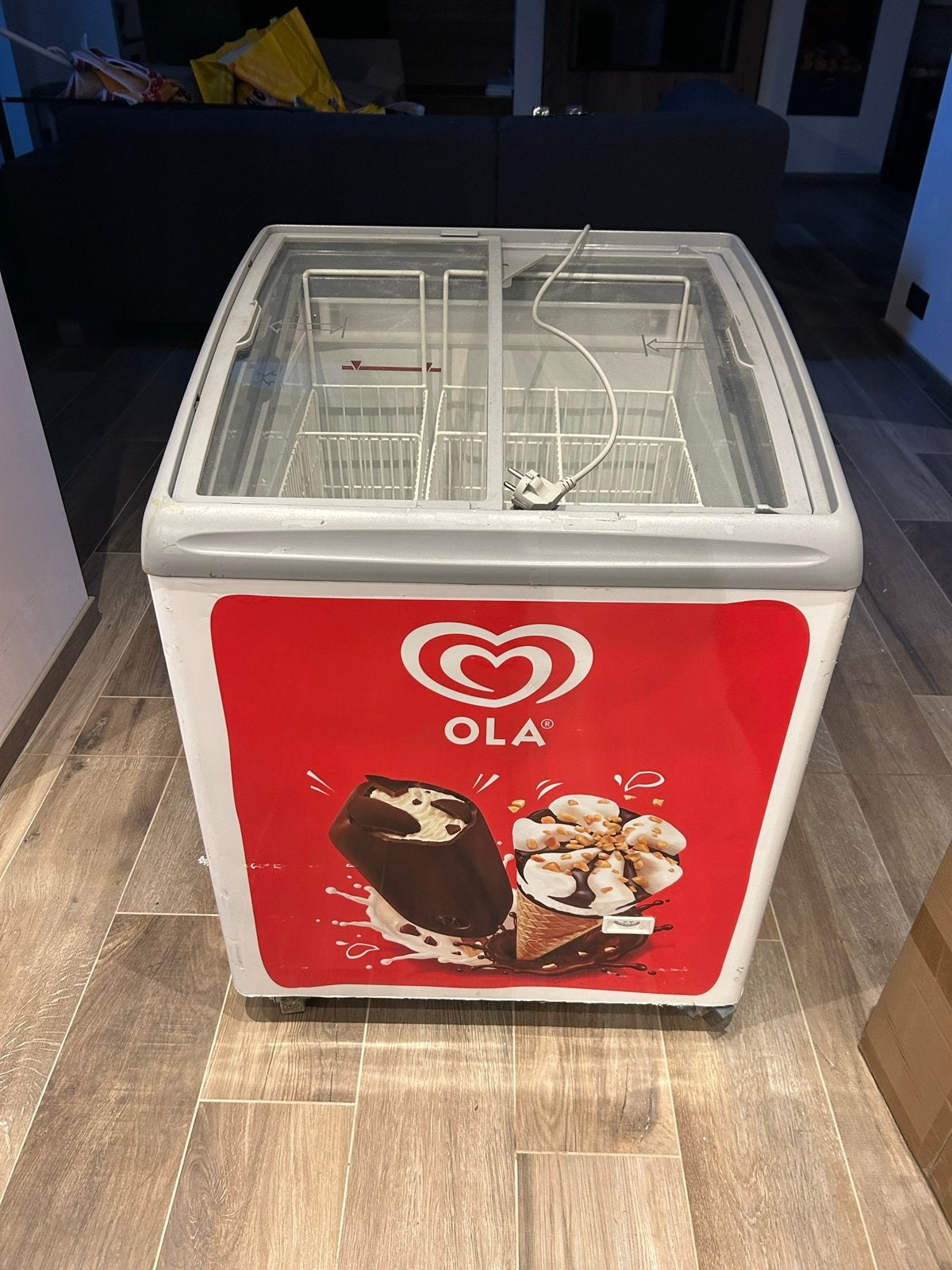 Congelateur Ola., Enlèvement, Comme neuf
