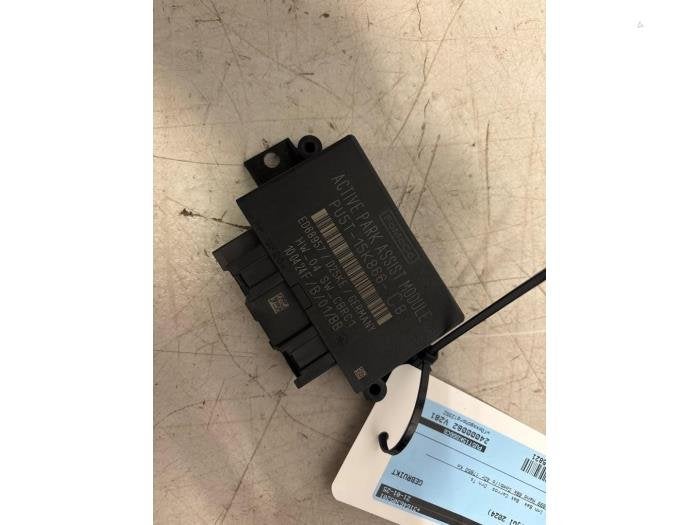 PDC Module van een Ford Focus, Autos : Pièces & Accessoires, Carrosserie & Tôlerie, Ford, Utilisé, 3 mois de garantie, Enlèvement ou Envoi