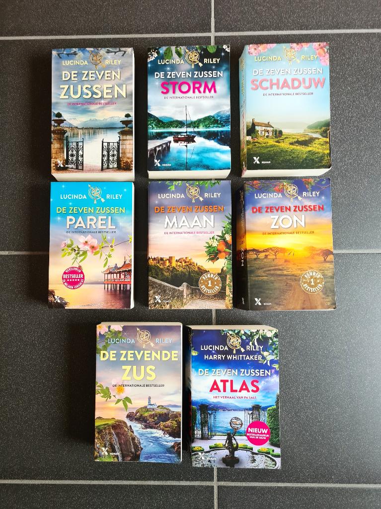 De volledige serie van "De Zeven Zussen" - 8 delen, Boeken, Romans, Zo goed als nieuw, Ophalen of Verzenden