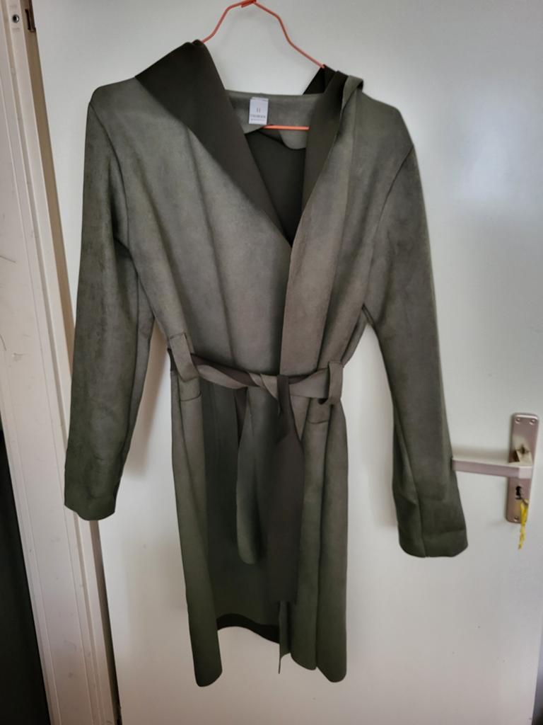 Long manteau suédine, Kleding | Dames, Jassen | Zomer, Ophalen of Verzenden, Groen