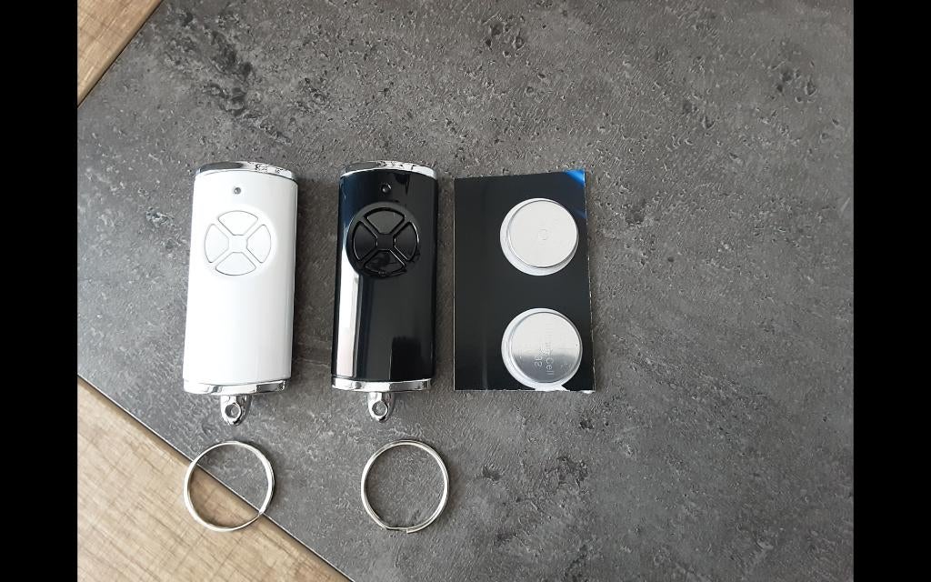 ⭐️Télécommande pour porte garage Hörmann⭐️, Envoi, Neuf