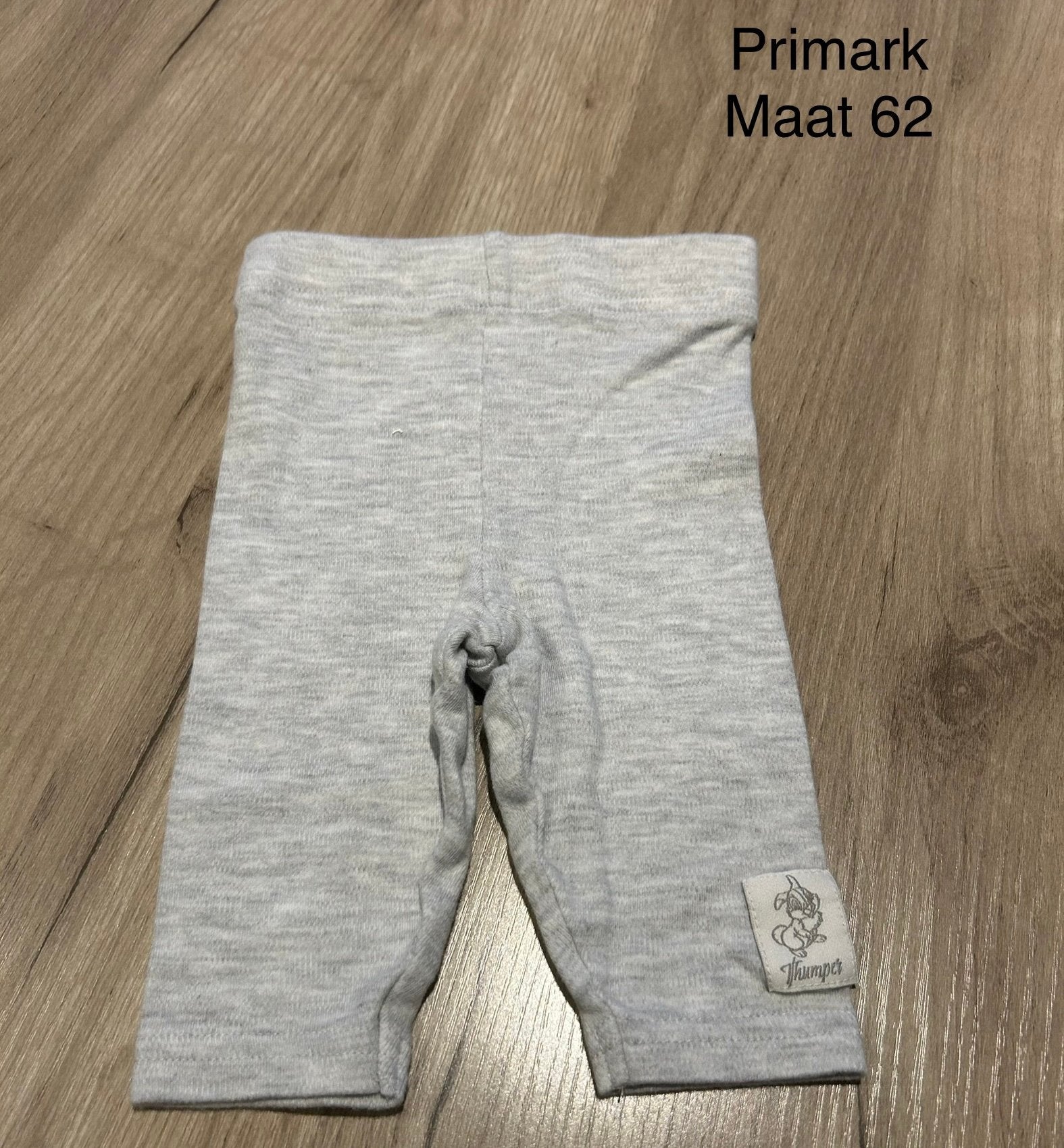 Broekje (Primark, maat 62), Enlèvement ou Envoi, Comme neuf, Pantalon