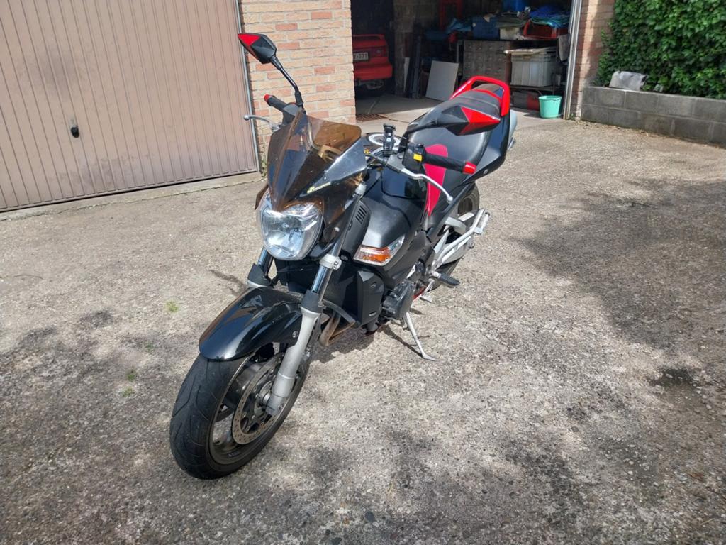 A vendre suzuki Gsr 600, 600 cm³, Occasion, Sport, Particulier