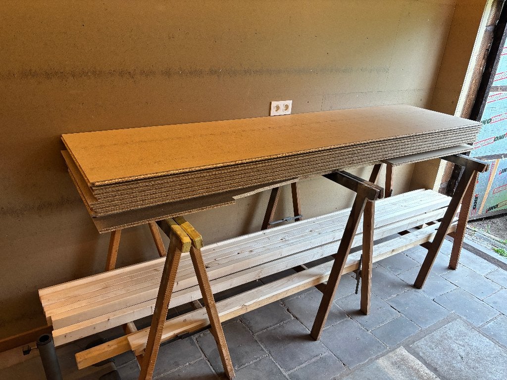 Restpartij hout: 7 CLS/SLS balken (3m)+11 spaanplaten 18 mm, Enlèvement, Neuf, Bois