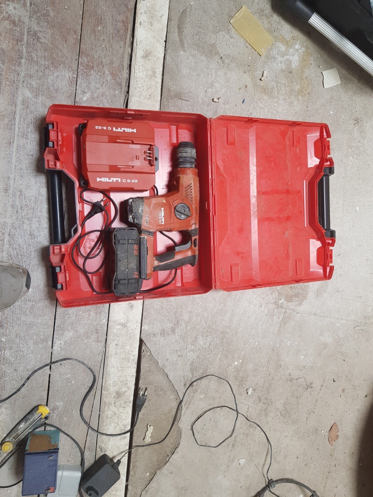 Hilti te 6 22 perforator, Doe-het-zelf en Bouw, Gereedschap | Boormachines, Ophalen