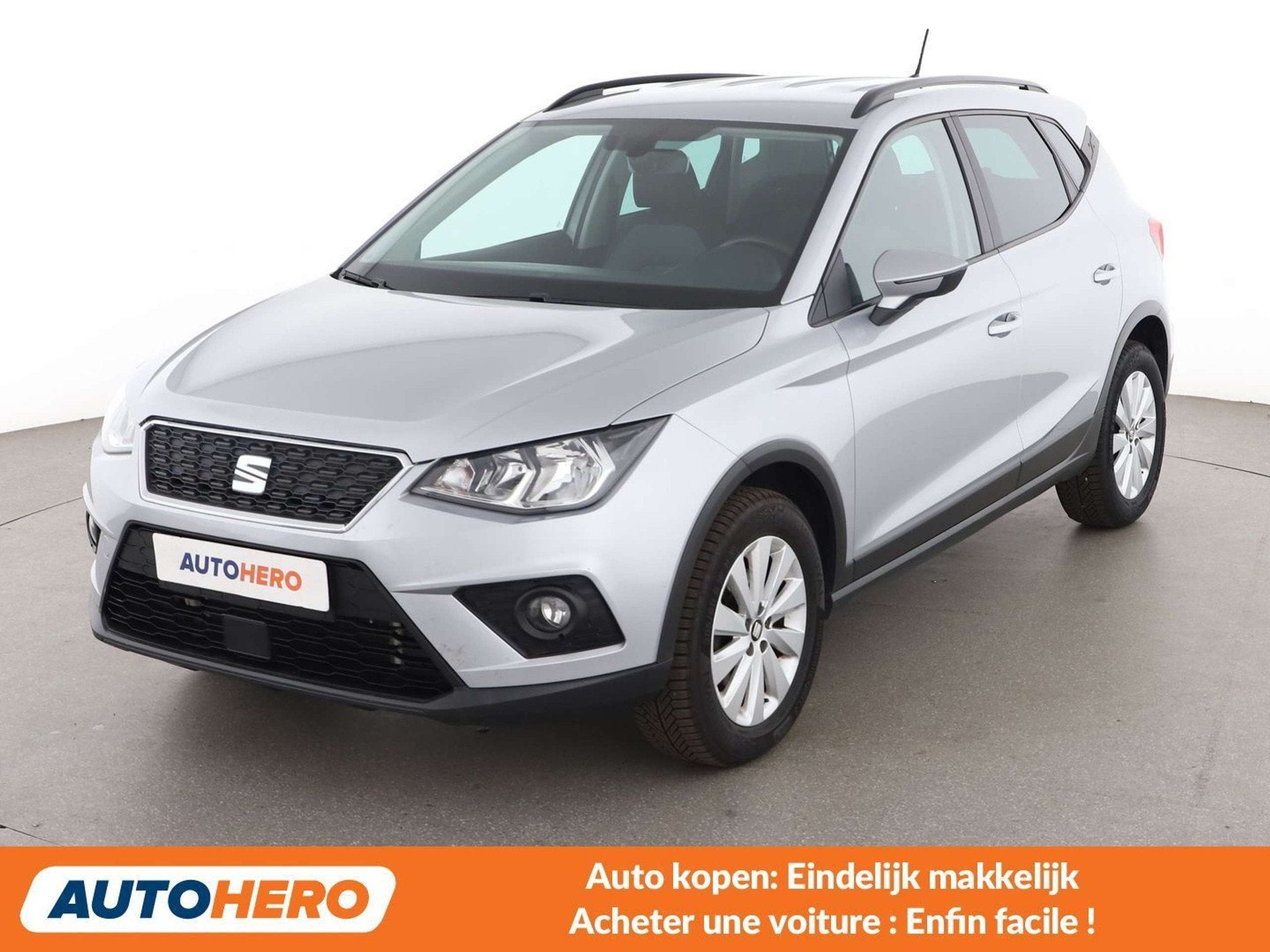 SEAT Arona 1.6 TDI Style (année de construction 2018), Autos, Argent ou Gris, Achat, 139 g/km, Boîte manuelle