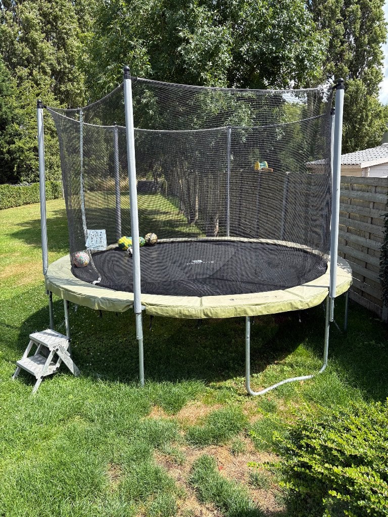 Trampoline essential 365, Enlèvement, Utilisé