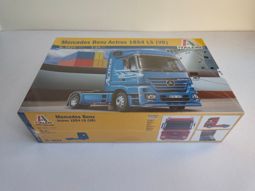1.24 Italeri Mercedes Actros 1854 LS, Hobby en Vrije tijd, Italeri, Groter dan 1:32, Nieuw, Ophalen of Verzenden