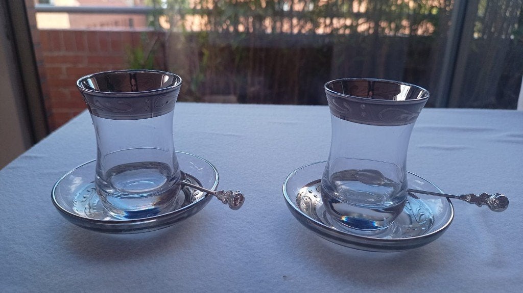Service à thé turc en verre (NEUF / Ramenée de Turquie), Neuf, Service complet, Verre, Enlèvement
