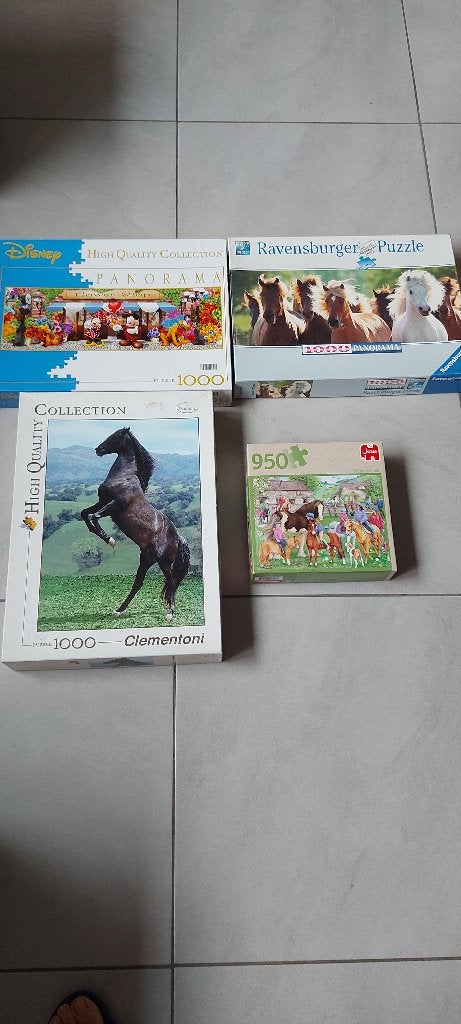 Puzzels 1000 stukjes, compleet, Ophalen, 500 t/m 1500 stukjes, Zo goed als nieuw, Legpuzzel