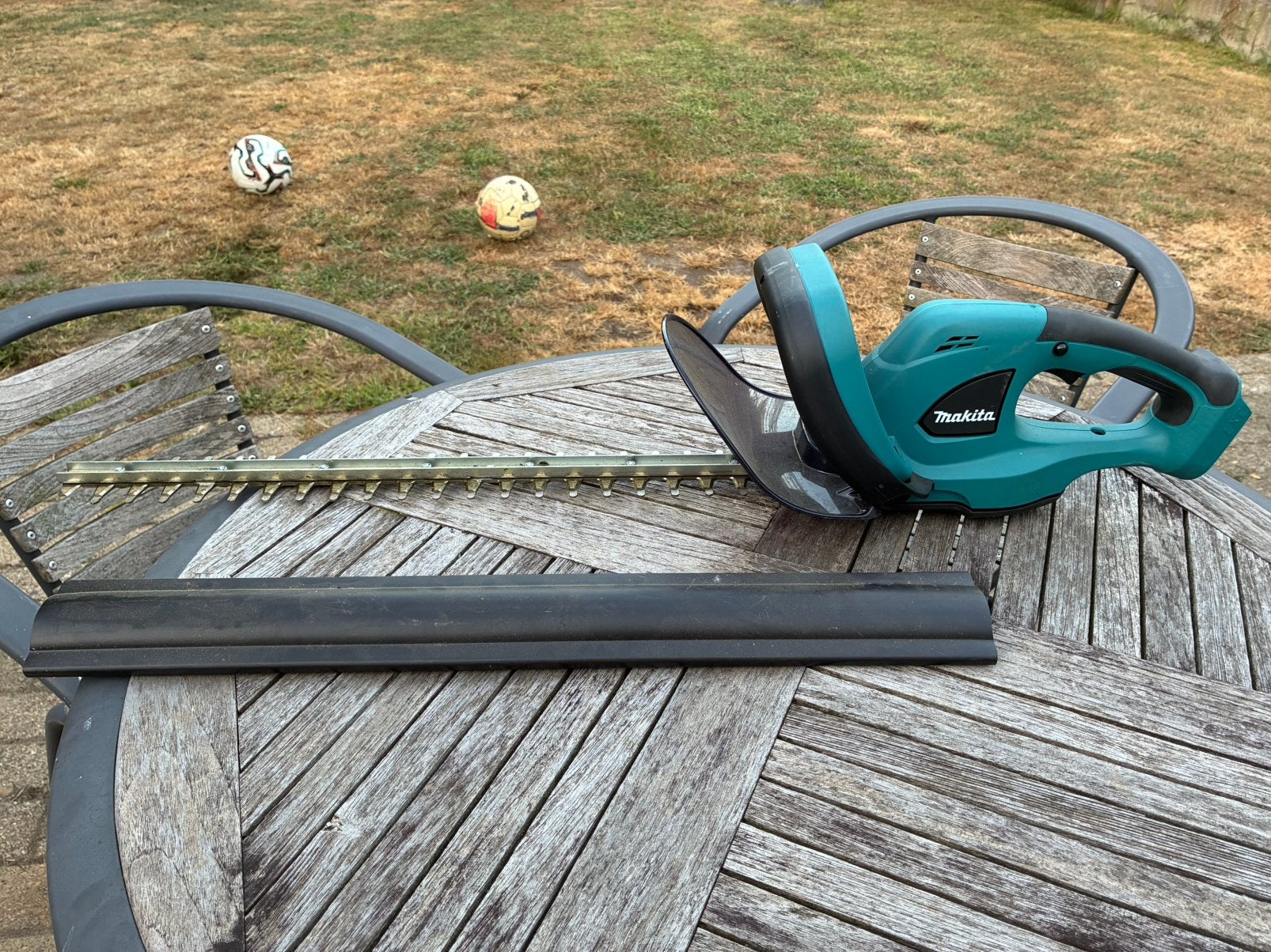 Snoeimachine Makita DUH523Z, Ophalen, Zo goed als nieuw, Accu