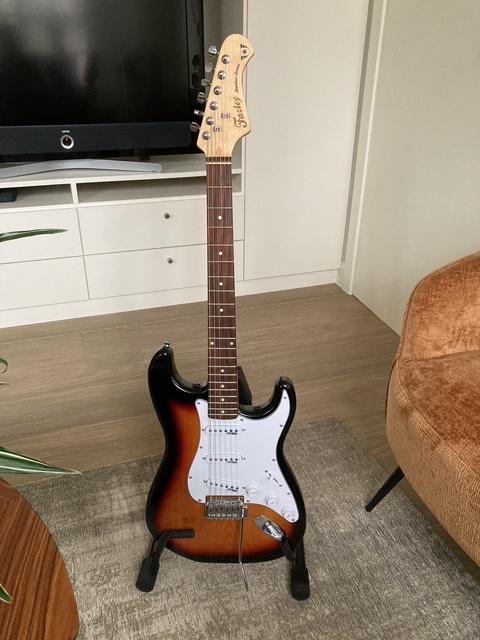 Elektrische gitaar, Muziek en Instrumenten, Ophalen, Zo goed als nieuw