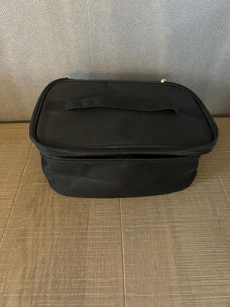 Nieuw! Toiletzak, Handtassen en Accessoires, Toilettassen, Ophalen of Verzenden, Nieuw, Zwart