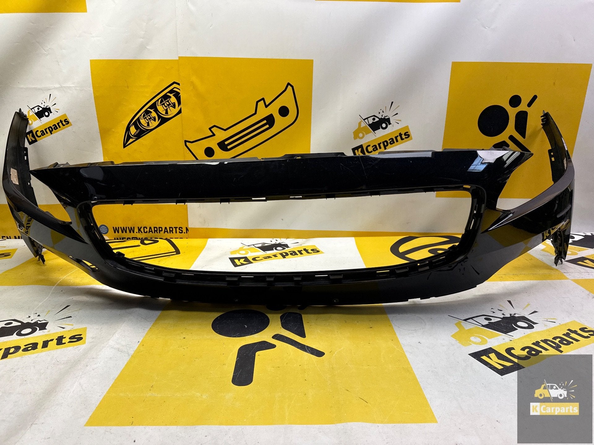 Pare-chocs avant Volvo V90 KLS 31383226 Original, Gunnar Engellaus vag 8
405 31  Gothenburg, SE, Pare-chocs, Info@volvocars.com
