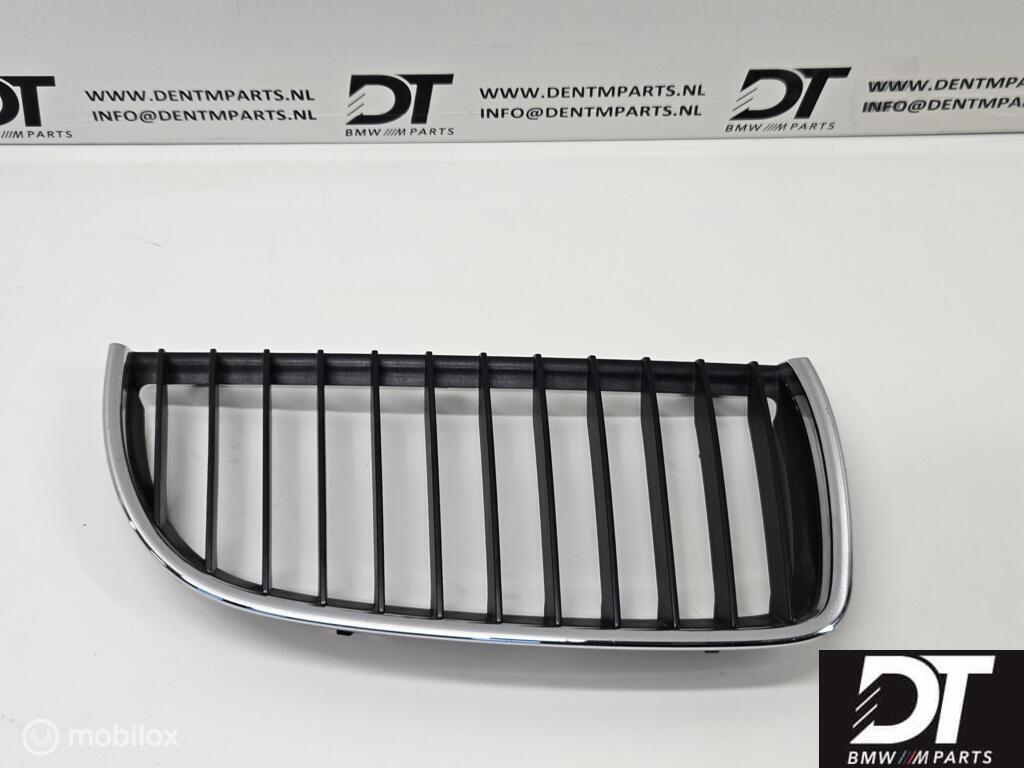 Grille rechts BMW 3-serie E90 E91 51137120008, Enlèvement ou Envoi, Utilisé, BMW, BMW