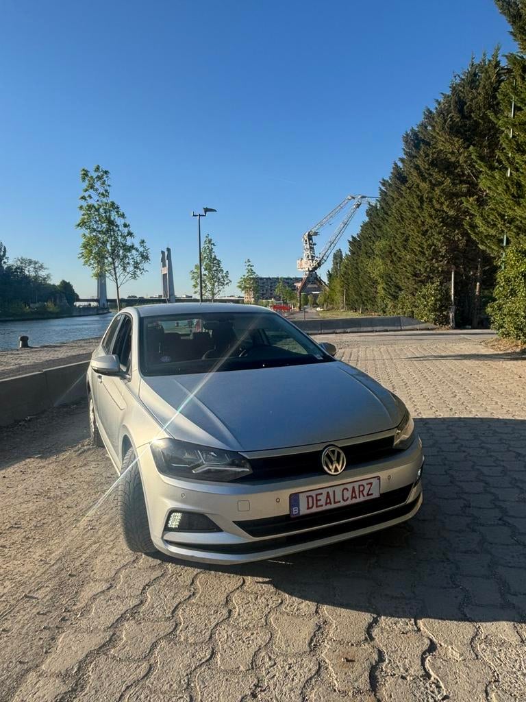 Volswagen polo 2018, Auto's, Voorwielaandrijving, Euro 5, Zwart, Handgeschakeld