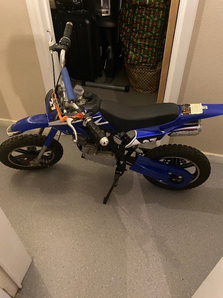 User manuál dirtbike engine 49cc, Fietsen en Brommers, Ophalen of Verzenden, Zo goed als nieuw, 49 cc, Overige typen