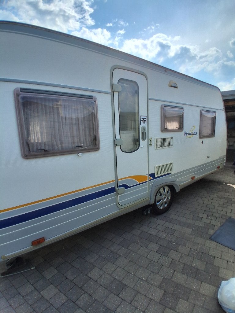 Caravan burstner ventana, Kachel, Rondzit, Dwarsbed, Particulier