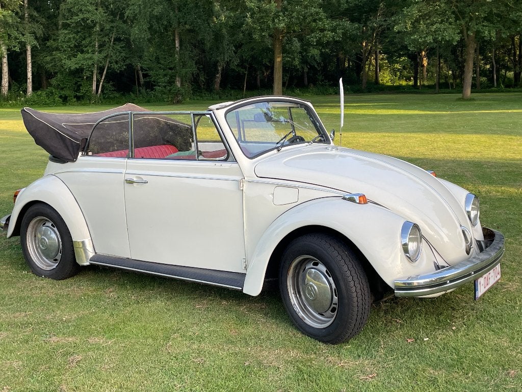 Oldtimer VW kever cabrio 1300 van 1969, foto 10