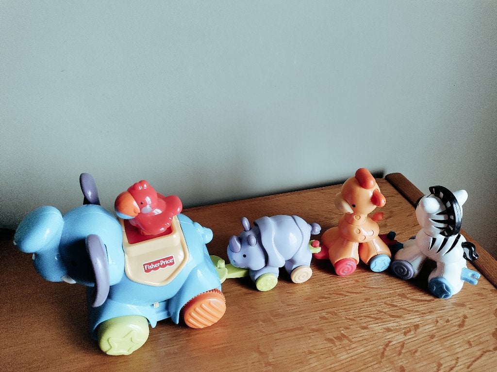 Fisher Price rijdende olifant met geluid, Kinderen en Baby's, Speelgoed | Fisher-Price, Ophalen, Zo goed als nieuw, Overige typen
