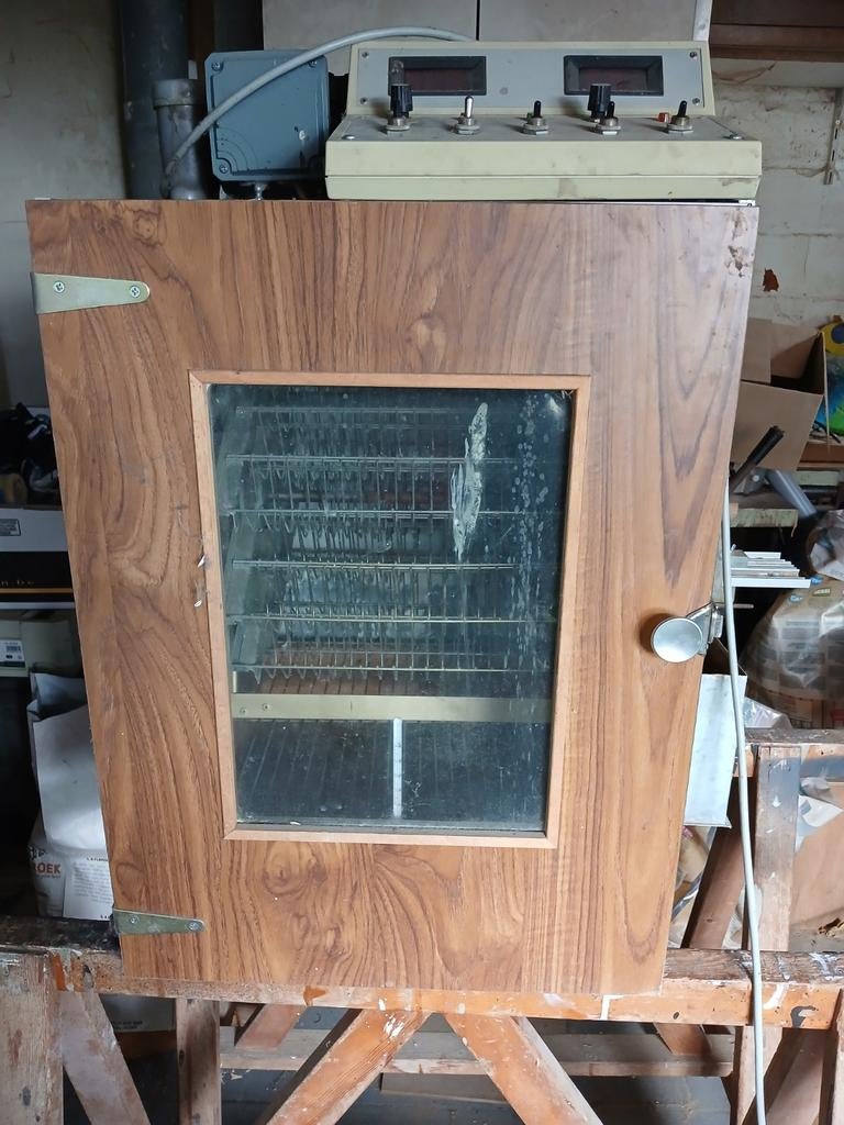 Volautomatische broedmachine, Ophalen, Broedmachine