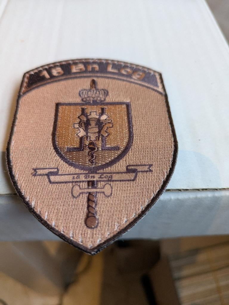 18 Bn Log, Enlèvement ou Envoi, Armée de terre, Emblème ou Badge