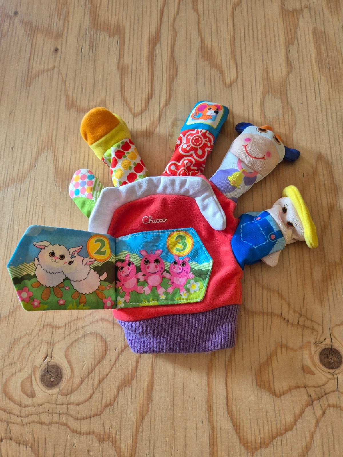 Handschoen met beertjes, boekje, knisper, rammeltjes Chicco, Kinderen en Baby's, Ophalen of Verzenden, Zo goed als nieuw, Overige typen
