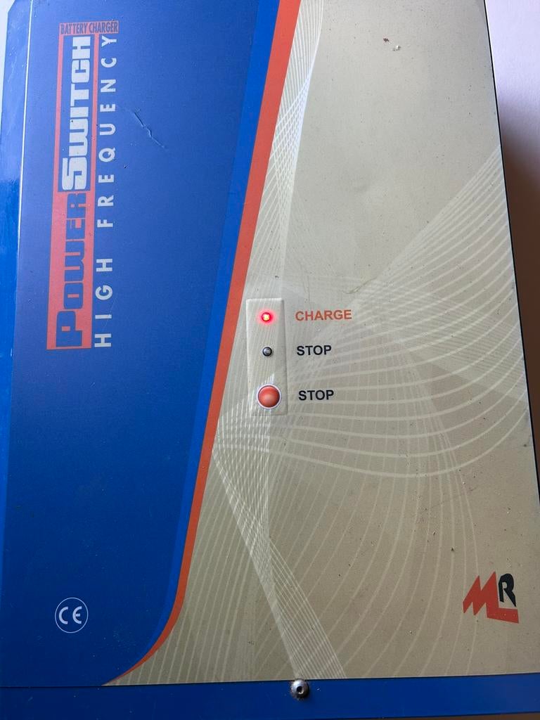 Chargeur de batterie haute fréquence 36 V, Enlèvement, Comme neuf