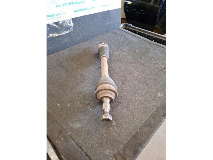 Arbre de transmission avant gauche d'un Peugeot 206, -, 3 mois de garantie, Utilisé, -