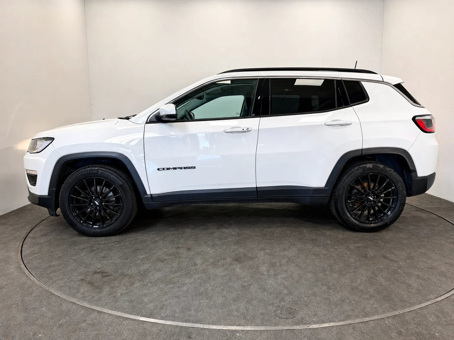 Jeep Compass 1.3 Longitude Navi Camera, Autos, Achat, Euro 6, Entreprise, Noir
