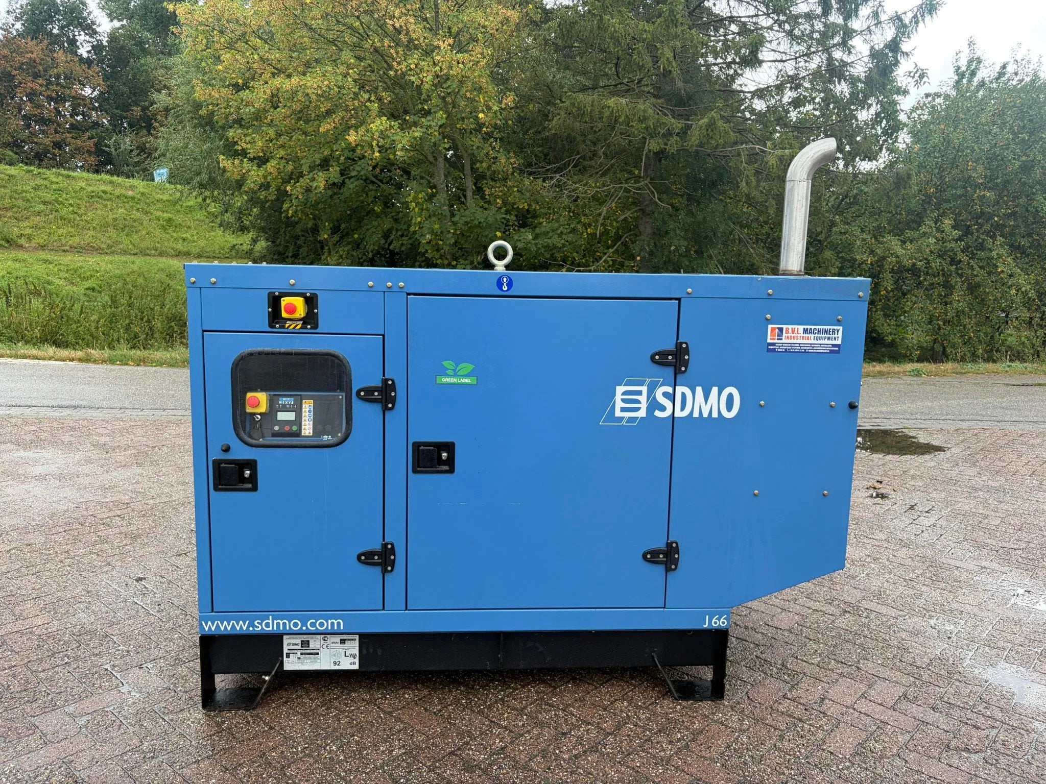 SDMO J66 John Deere 4045 60 kVA Leroy Somer aggregaat genera