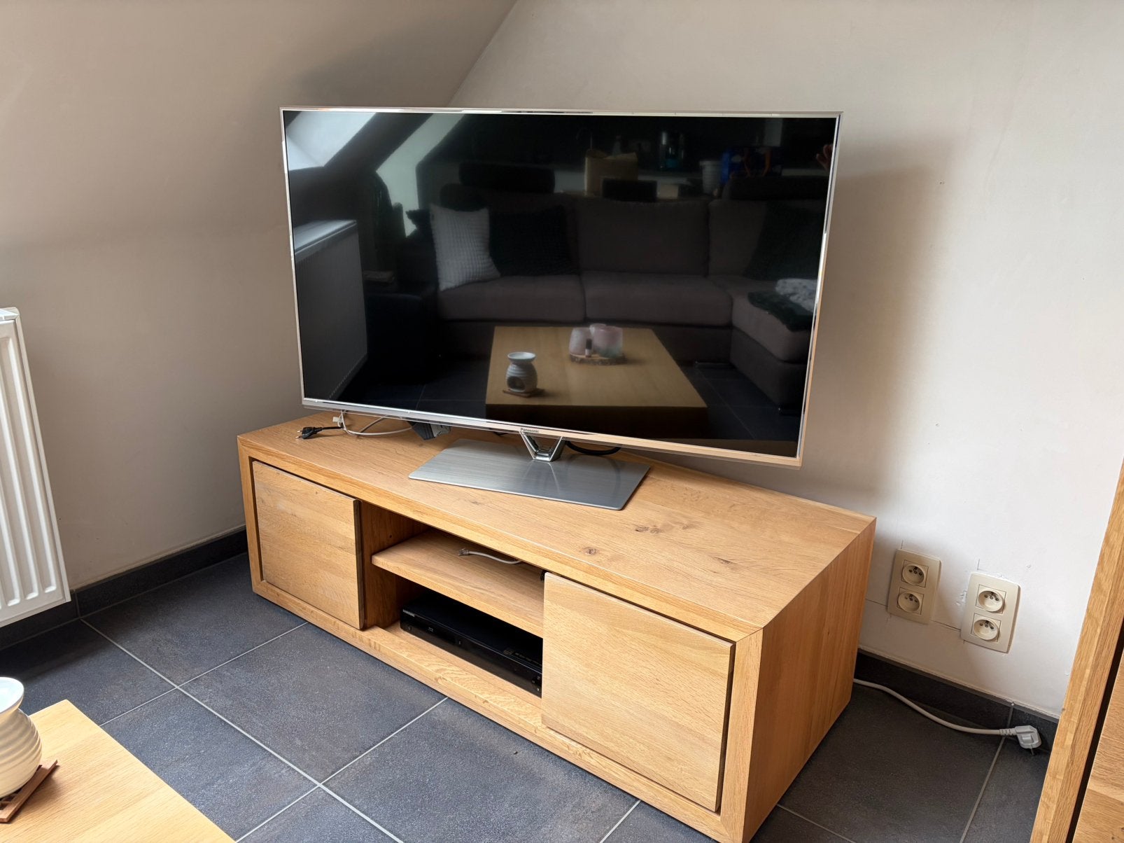 Overstock tv-meubel in eiklook - uitstekende staat!!, Huis en Inrichting, Ophalen, Zo goed als nieuw
