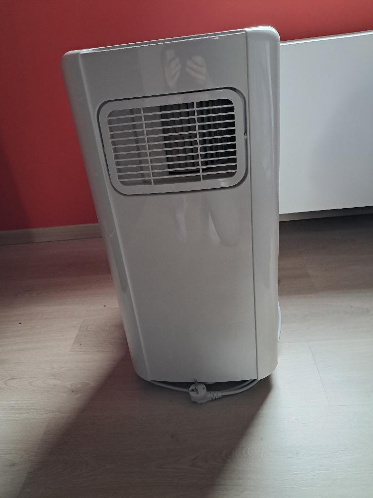 Climatiseur mobile avec capacité 7 000 tu/h, Electroménager, Climatiseurs, 60 à 100 m³, Refroidissement et Déshumidification, Comme neuf