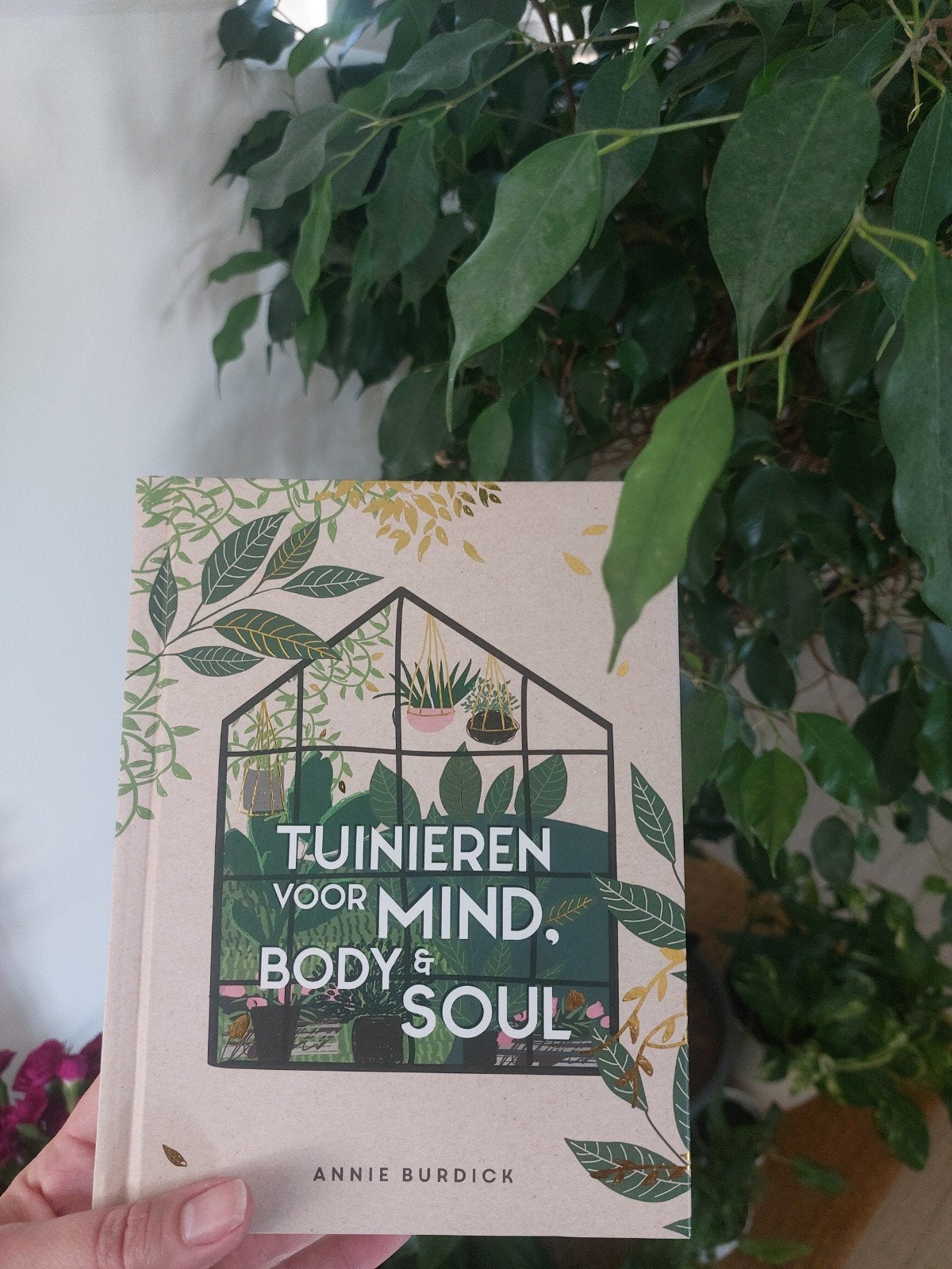 Boek: tuinieren  voor minder, body en soul, Boeken, Wonen en Tuinieren, Ophalen