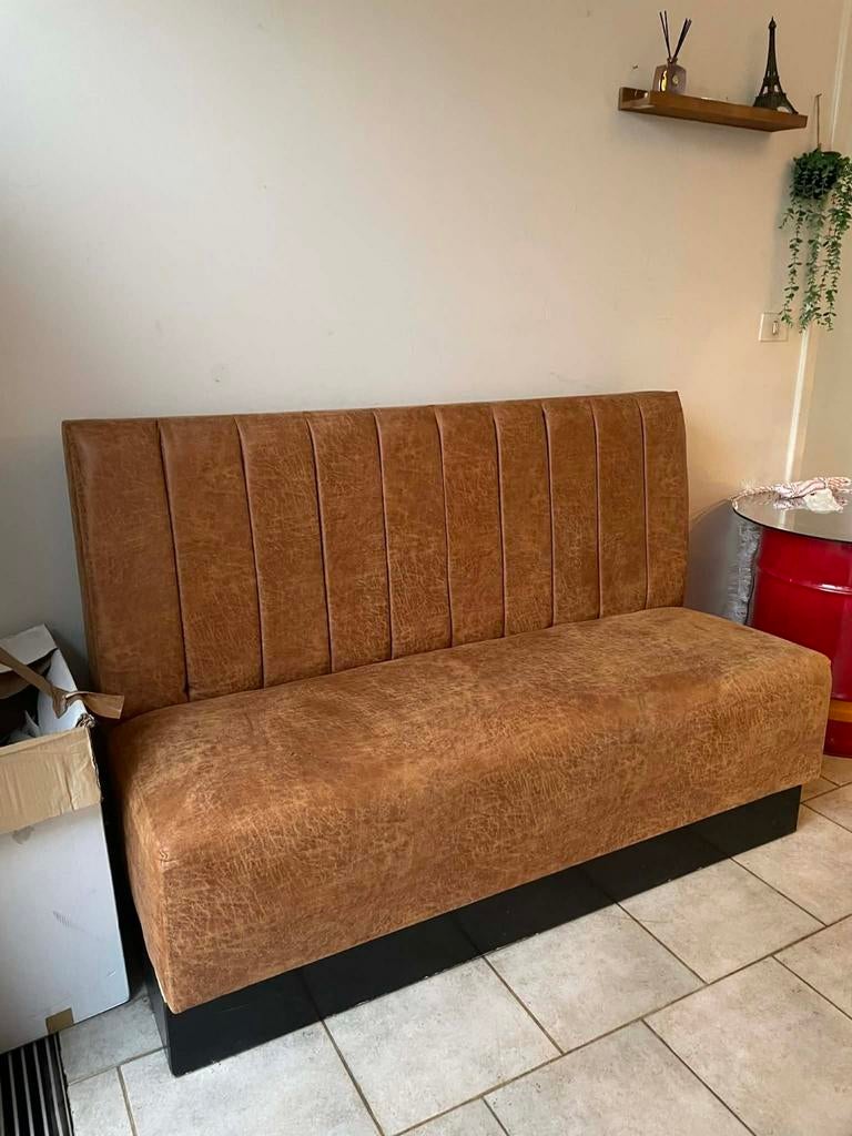 Horeca zitbank, Ophalen