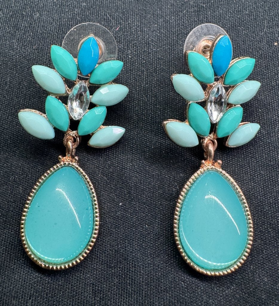 Paar vintage oorbellen uit de jaren 60, Handtassen en Accessoires, Antieke sieraden, Ophalen of Verzenden, Overige materialen