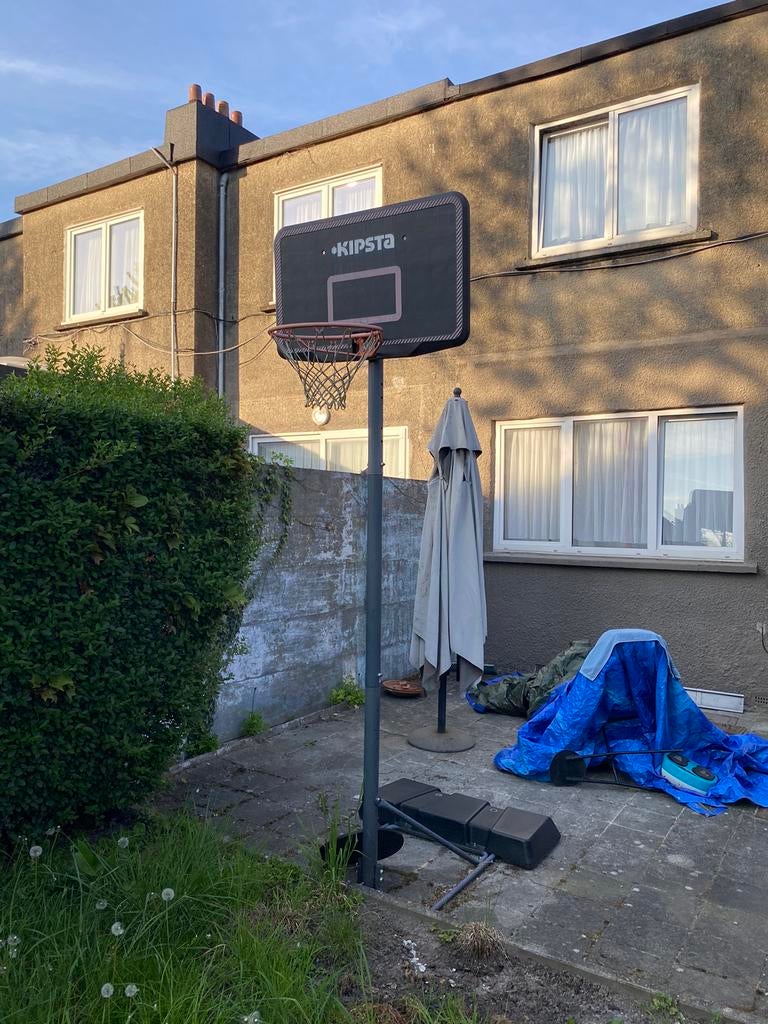 panier de basket en bon etat, Ophalen, Zo goed als nieuw