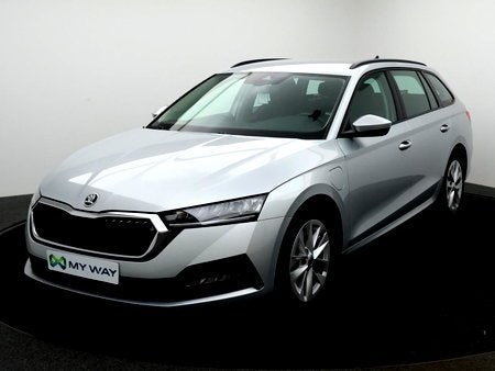 Skoda Octavia Combi PHEV Octavia SW PHEV 1.4TSI Ambition 204, Autos, Skoda, Argent ou Gris, Achat, https://public.car-pass.be/vhr/4fb4a408-59b8-4da9-8883-ae60d5867262