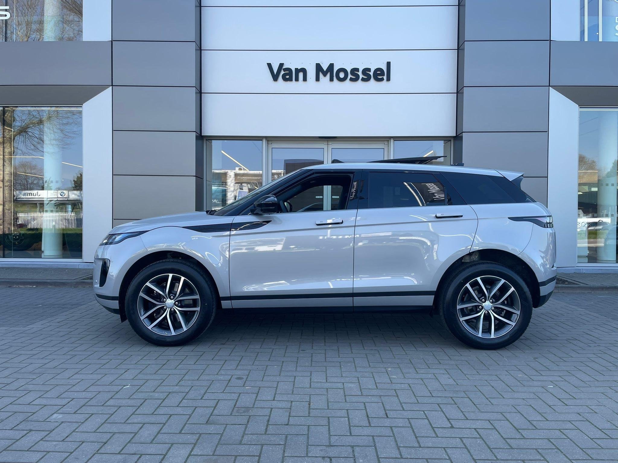 Land Rover Range Rover Evoque P160 S FWD Auto. 26.5MY, Autos, Argent ou Gris, Achat, Entreprise, Noir
