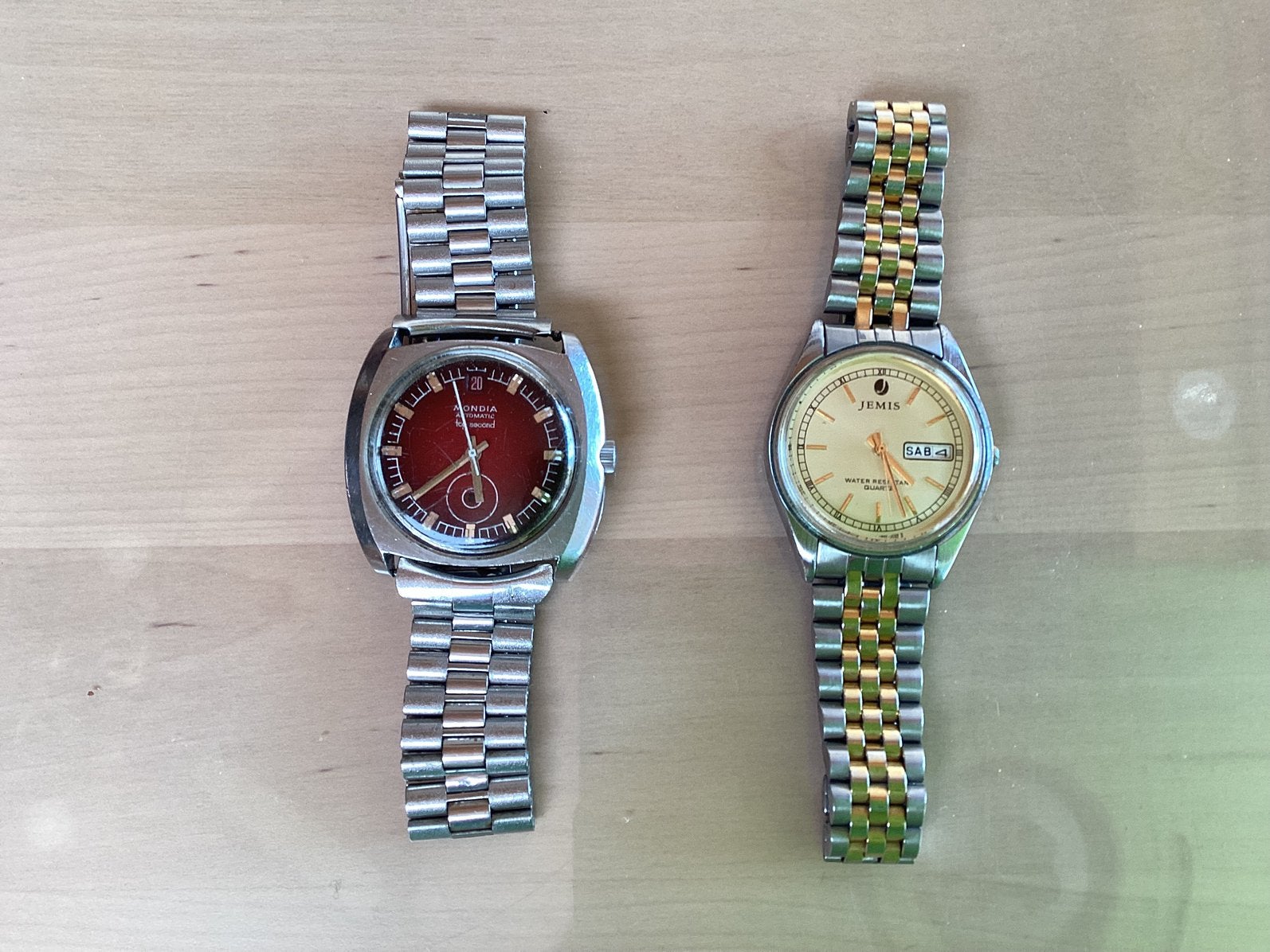 Mondia Top Second horloge en Jemis horloge samen, Ophalen