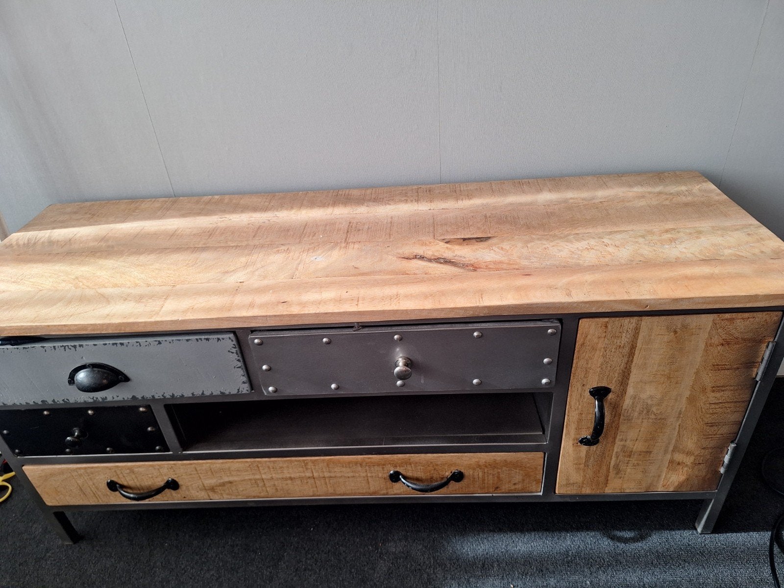 mooi tv meubel, Huis en Inrichting, Ophalen