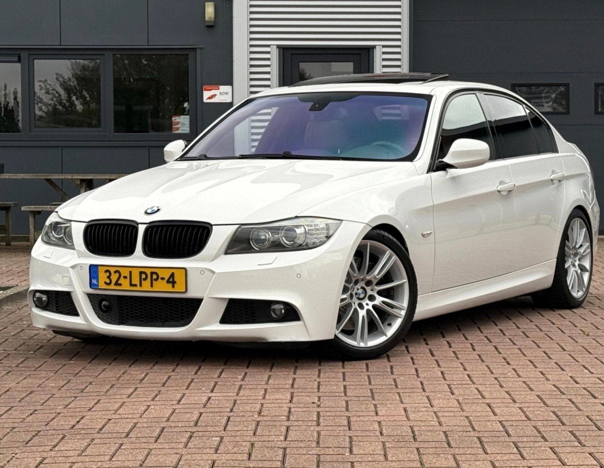 Gezocht: bmw e90 320d lci, Auto's, BMW, Automaat, Particulier, 3 Reeks, Te koop