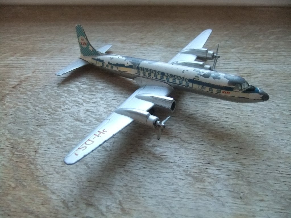 Tekno - Douglas DC 7C - 1/200, Hobby & Loisirs créatifs, Autres marques, Enlèvement ou Envoi, 1:144 à 1:200, Utilisé