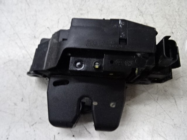 SERRURE COFFRE Citroën C3 Picasso (SH) (9684648380), Utilisé, Citroën, Haillon arrière
